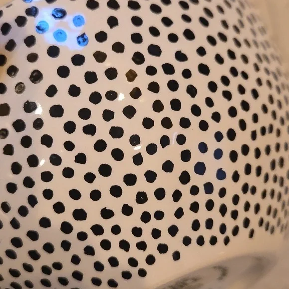 Thyme & Table Black/White Dot Stoneware Gold-Rimmed Bowl - Picture 4 of 6